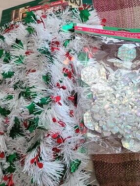 White Tinsel Garland w/Green Leaves & Red Berries & Haliogram Snowflake Garland